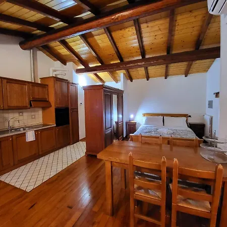 Antico Borgo Ξενοδοχείο με διαμερίσματα 4*