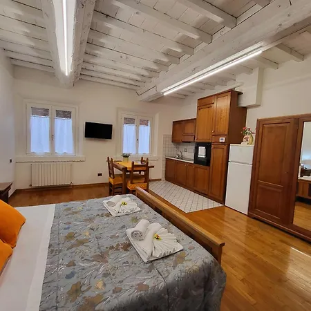 Ξενοδοχείο με διαμερίσματα Antico Borgo 4*