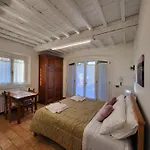 Antico Borgo アパートホテル モデナ