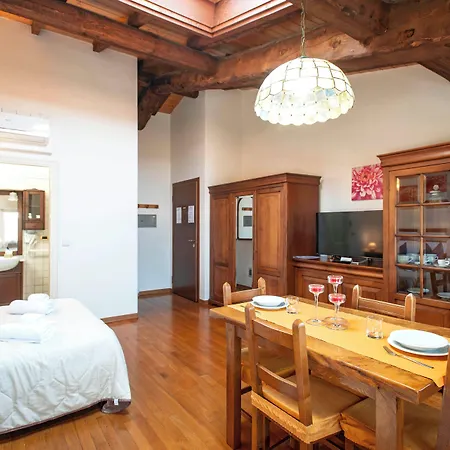 Antico Borgo Apartahotel 4*