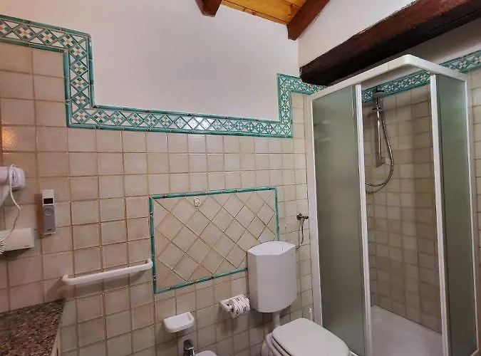 Antico Borgo مودينا