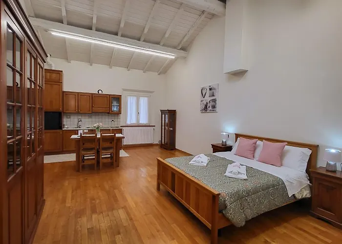 Antico Borgo شقة فندقية 4*