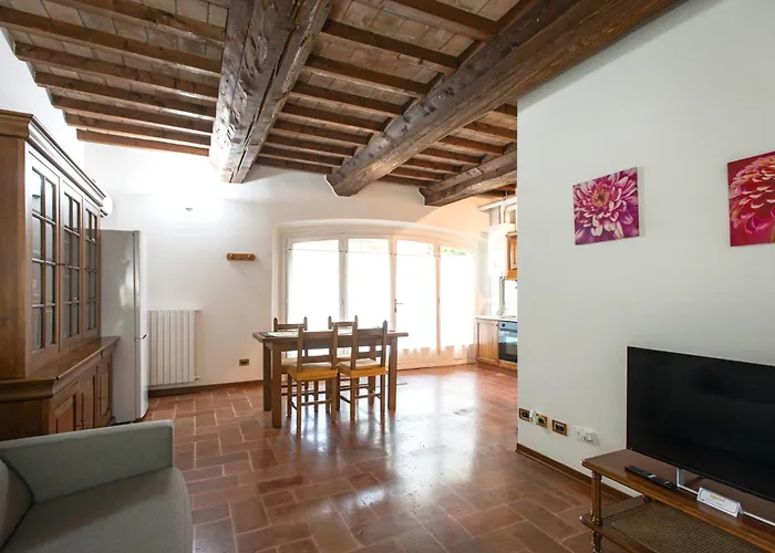 Antico Borgo مودينا